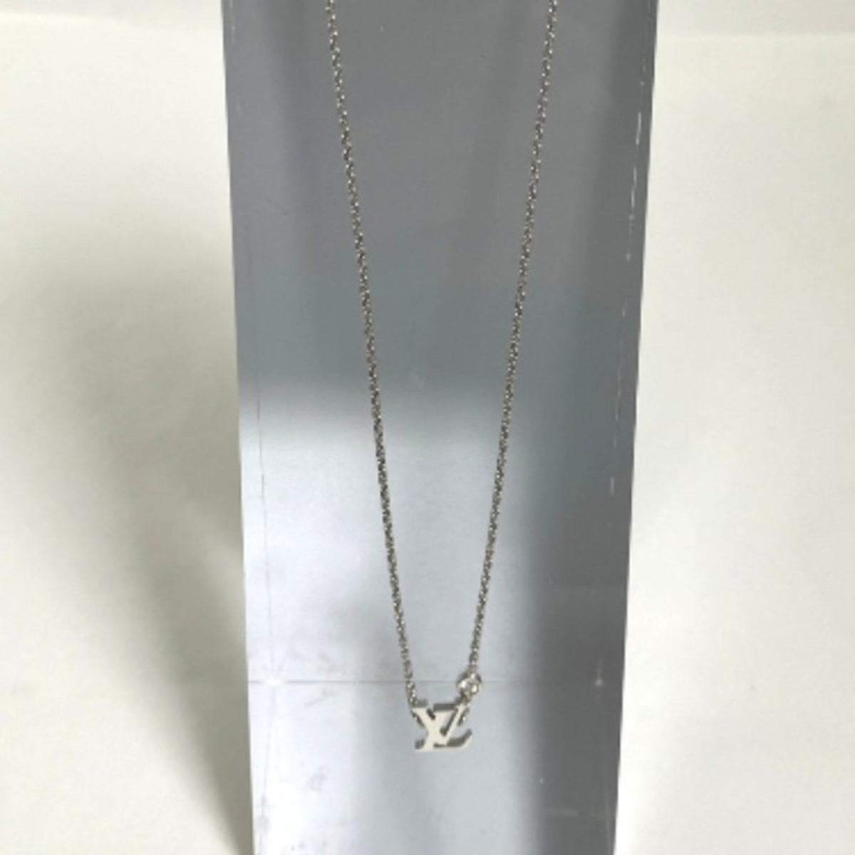 Pendant Necklace 18K White Gold