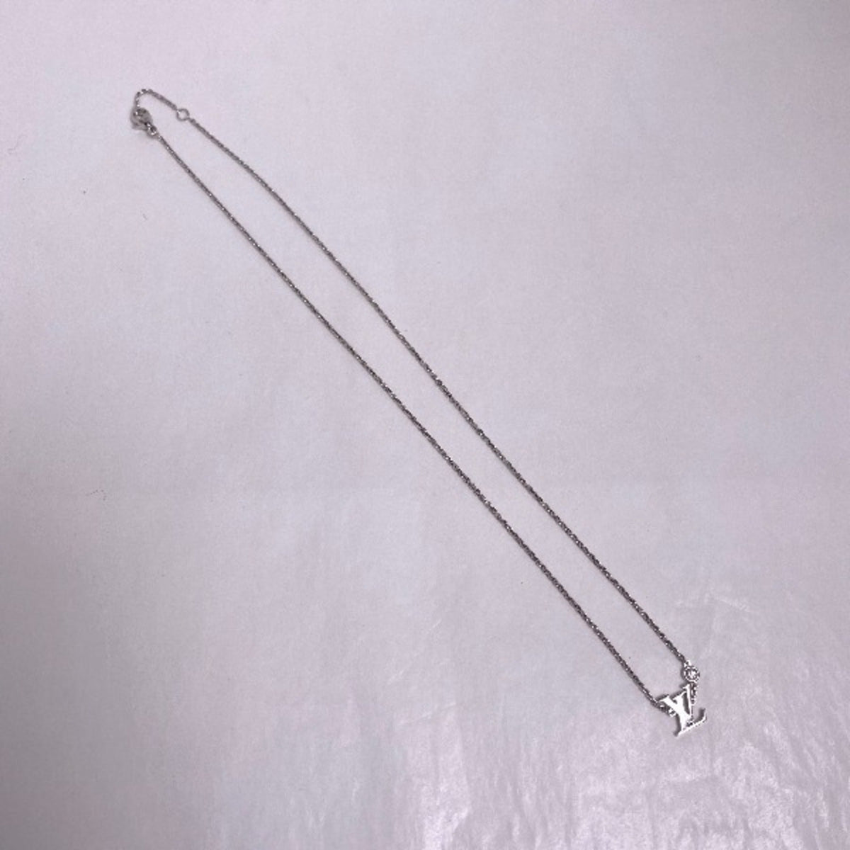 Pendant Necklace 18K White Gold