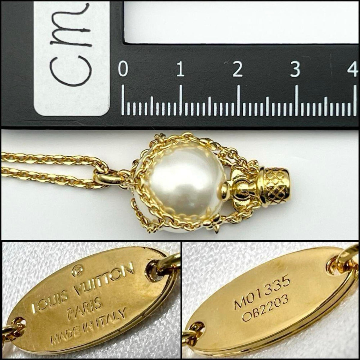Vivienne Pendant Necklace Metal Gold