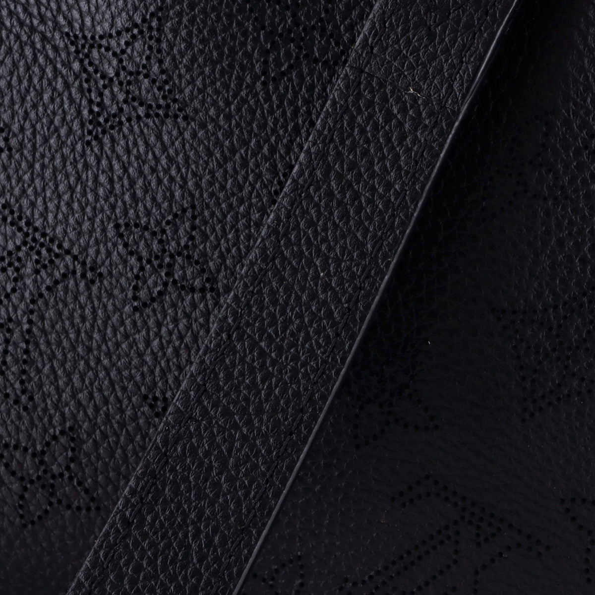 Babylone Handbag Mahina Leather BB