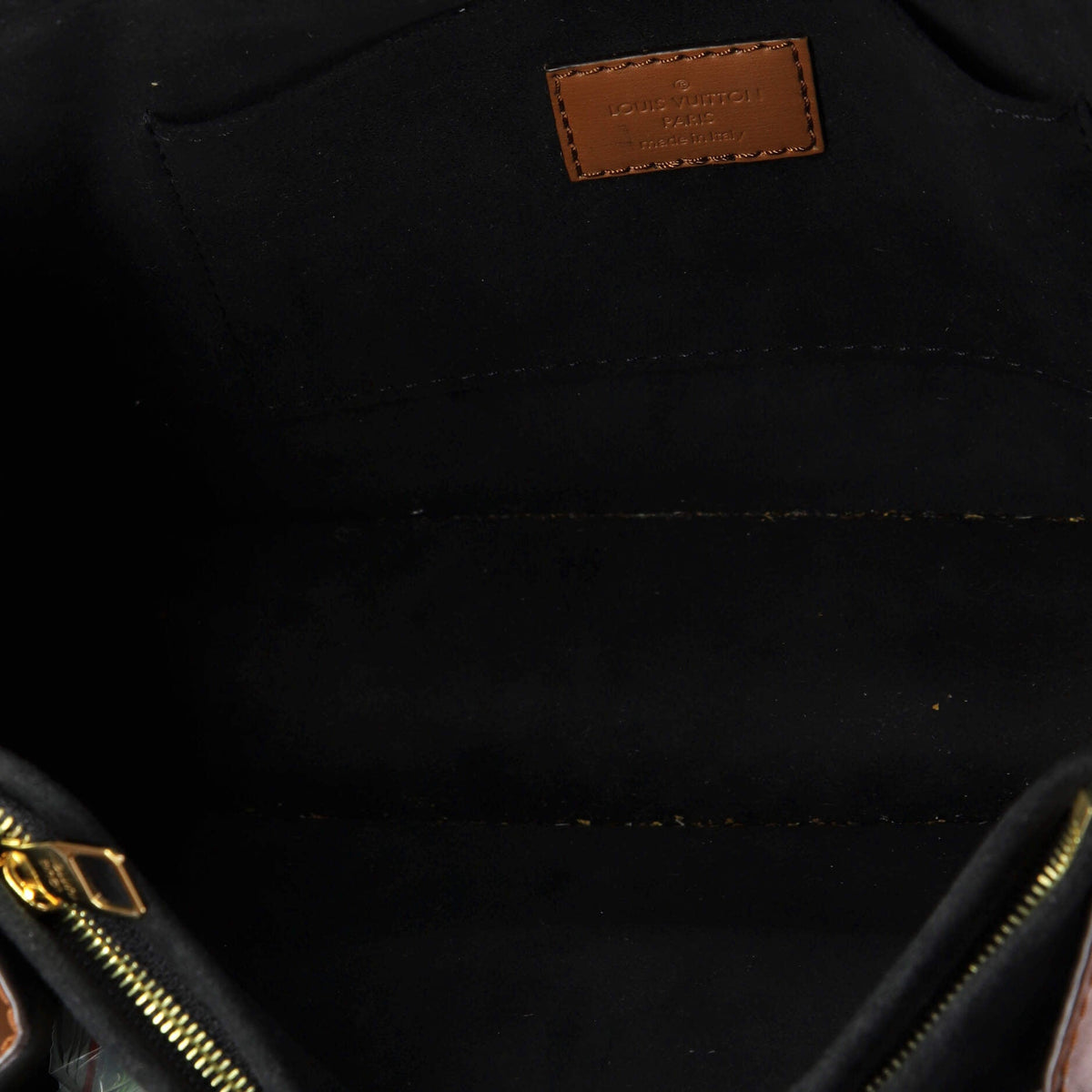 Dauphine Shoulder Bag Reverse Monogram Canvas MM