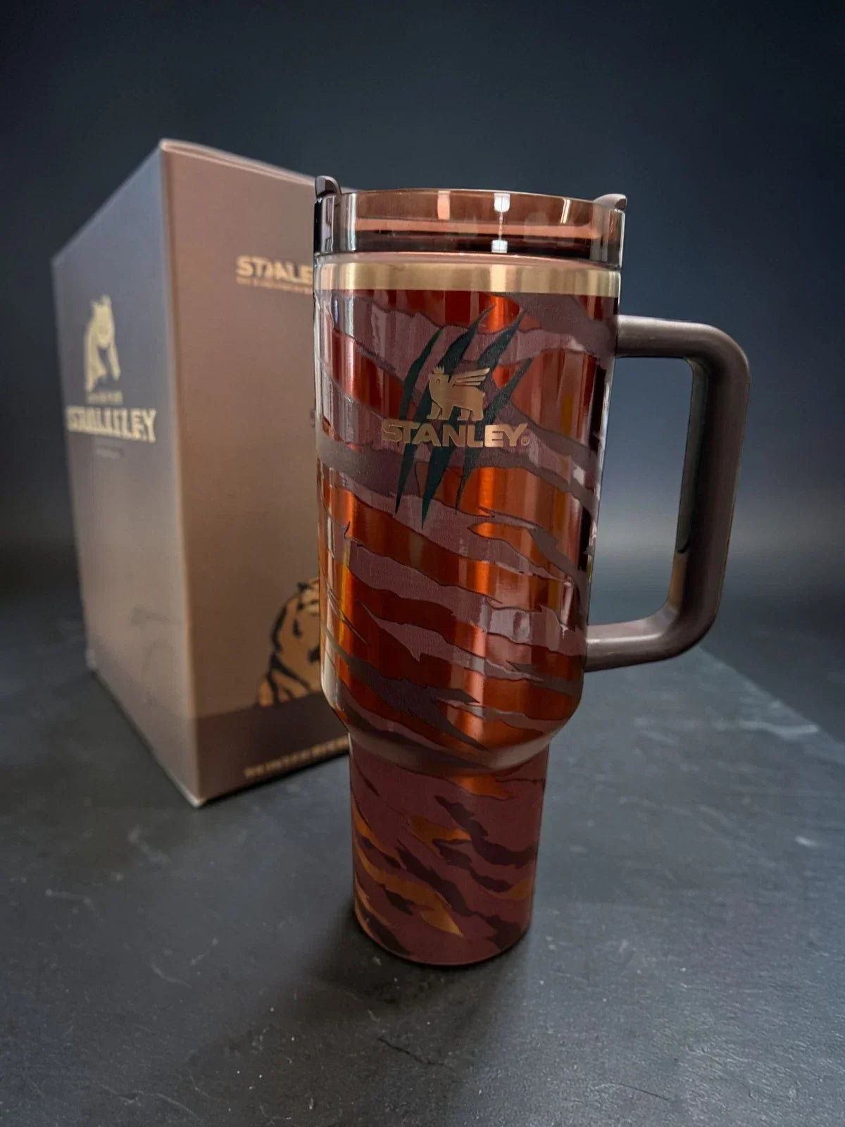 Stanley x Tyla Tyger 40oz Quencher H2.0 Limited Edition